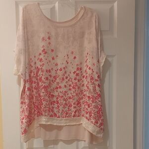 Floral Blouse in Pink. Maternity/Coverup Short Tunik. Size 12, Fits Size XL